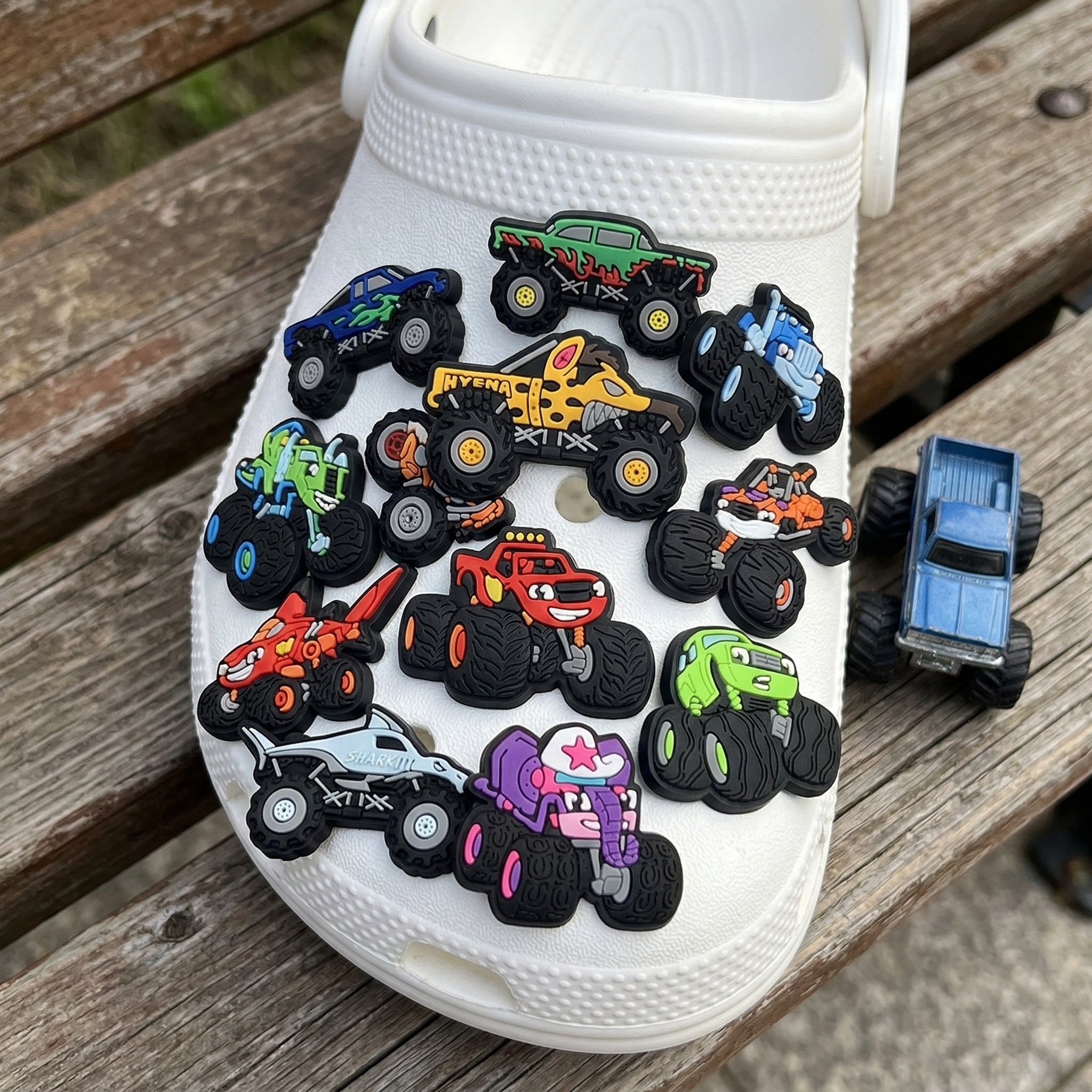 11Pcs Cars Cartoon Shoe Charms – Men'S Shoes Crocs recenzja i cena